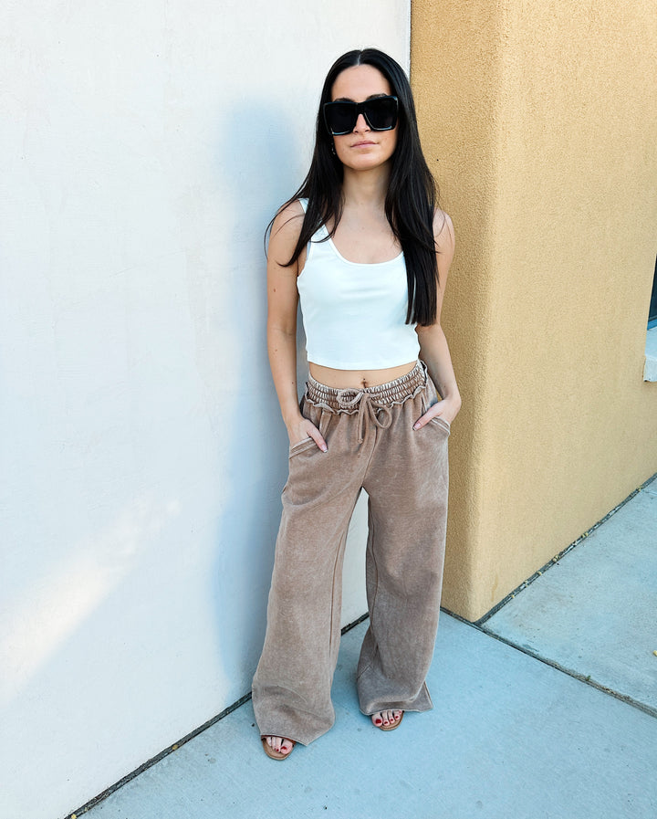 Athletic sweatpants