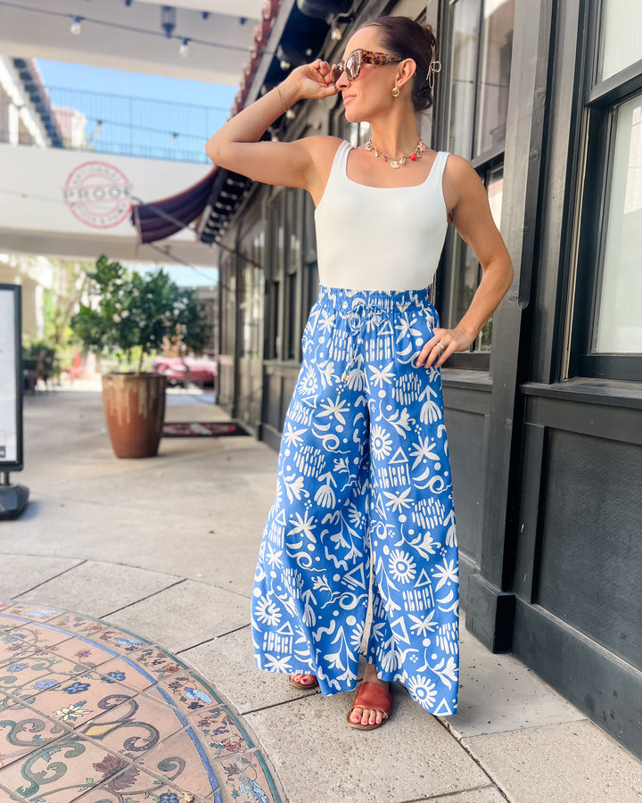 The Ava Print Pants - Blue