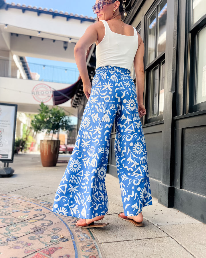 The Ava Print Pants - Blue