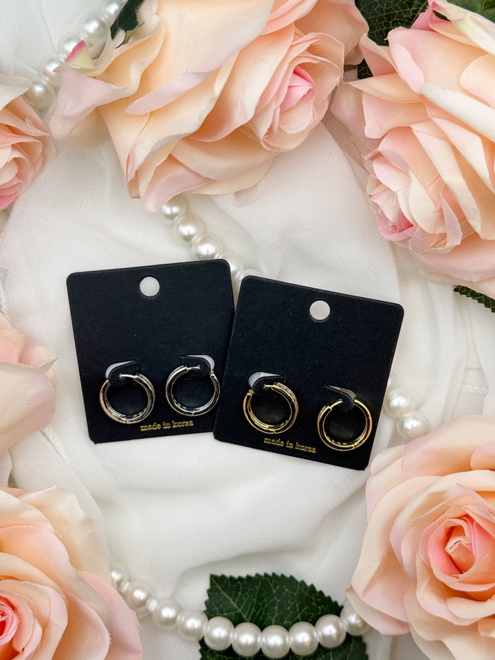 Nora Rhinestone Hoop Earring