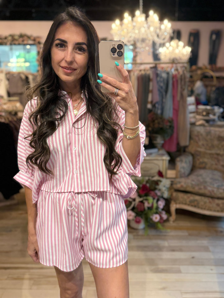 The Dani Pink Stripe Shorts - Pink and White