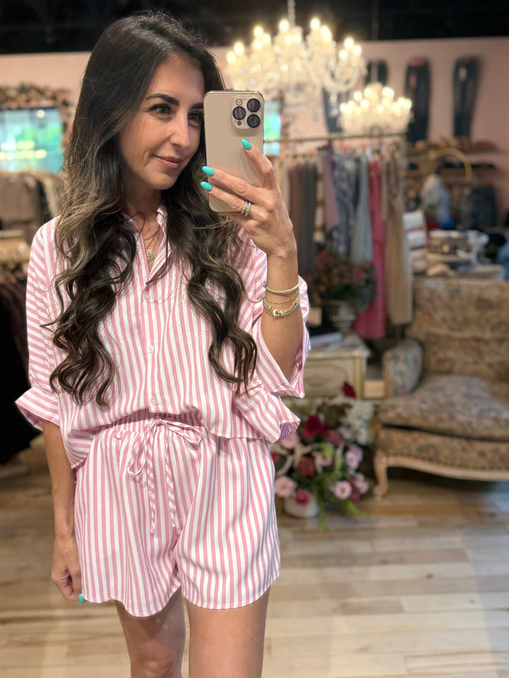 The Dani Pink Stripe Shorts - Pink and White