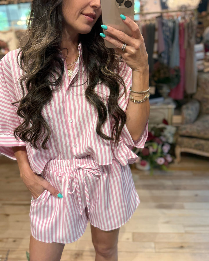 The Dani Pink Stripe Shorts - Pink and White