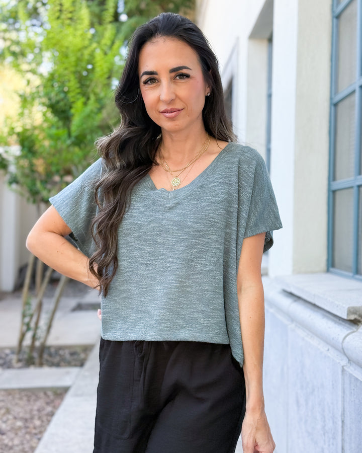 The Rylee V-Neck Light Knit Top - Ash Jade