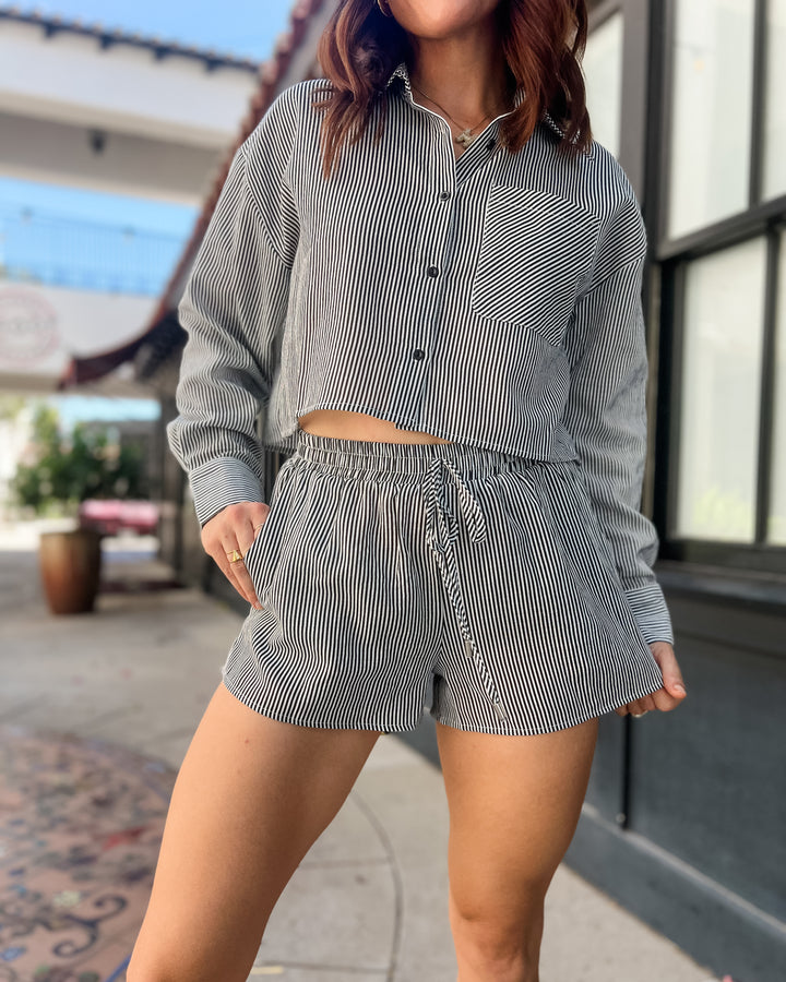 The Dahlia Drawstring Shorts - Black