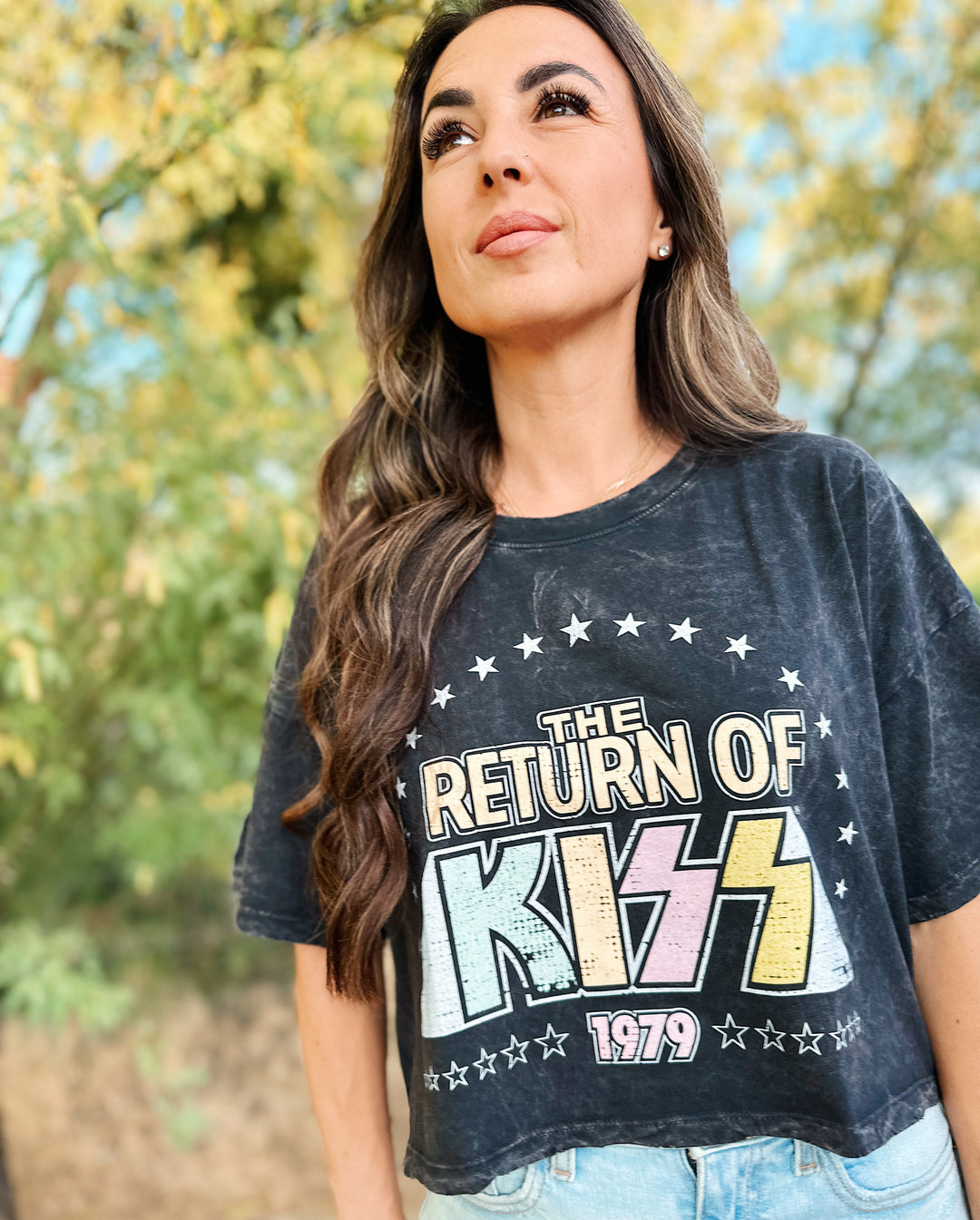 Vintage Kiss Crop Tee