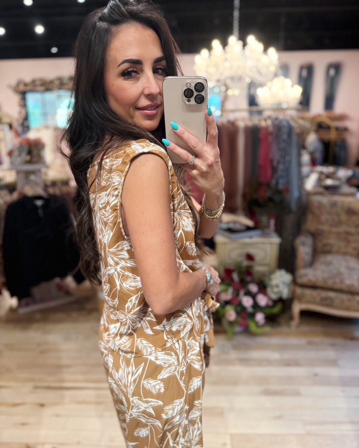 Naomi Floral Crop Tank - Camel
