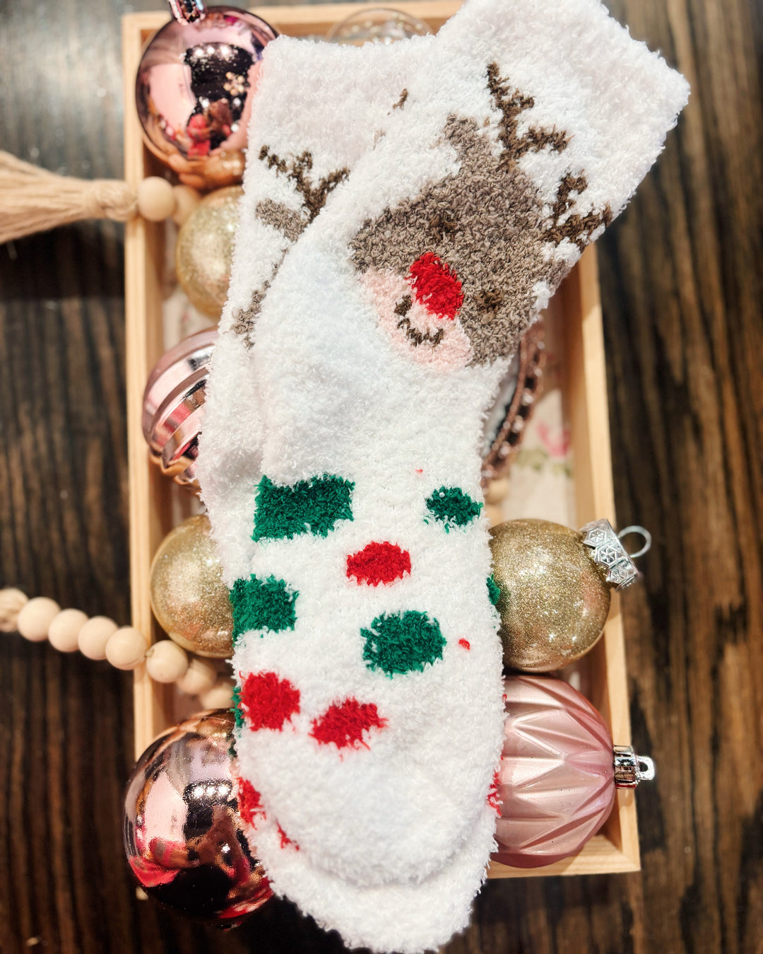 Christmas_Time_Socks_image1