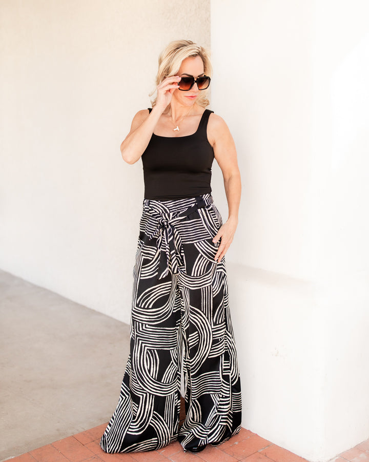 The Seline Wide Leg Pants - Black/Cream