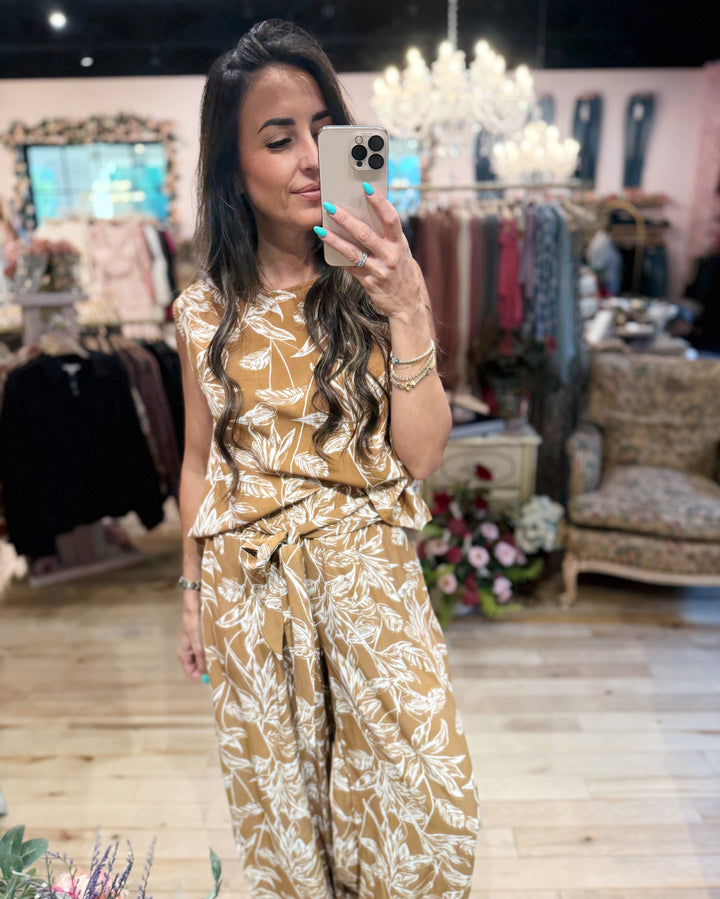 Naomi Floral Crop Tank - Camel