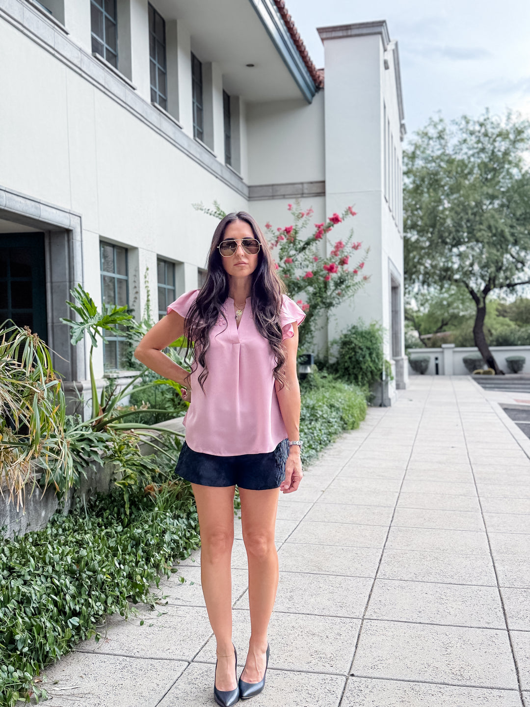 The Riley Lace Ruffle Sleeve V-Neck Blouse - Mauve