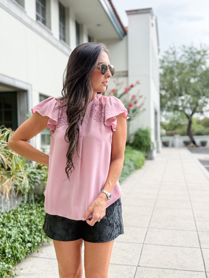 The Riley Lace Ruffle Sleeve V-Neck Blouse - Mauve