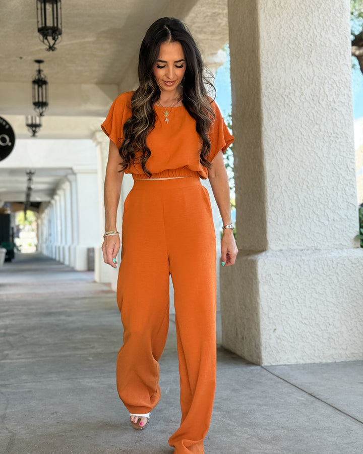 The Aspen Cropped Flutter Sleeve Top – Orange