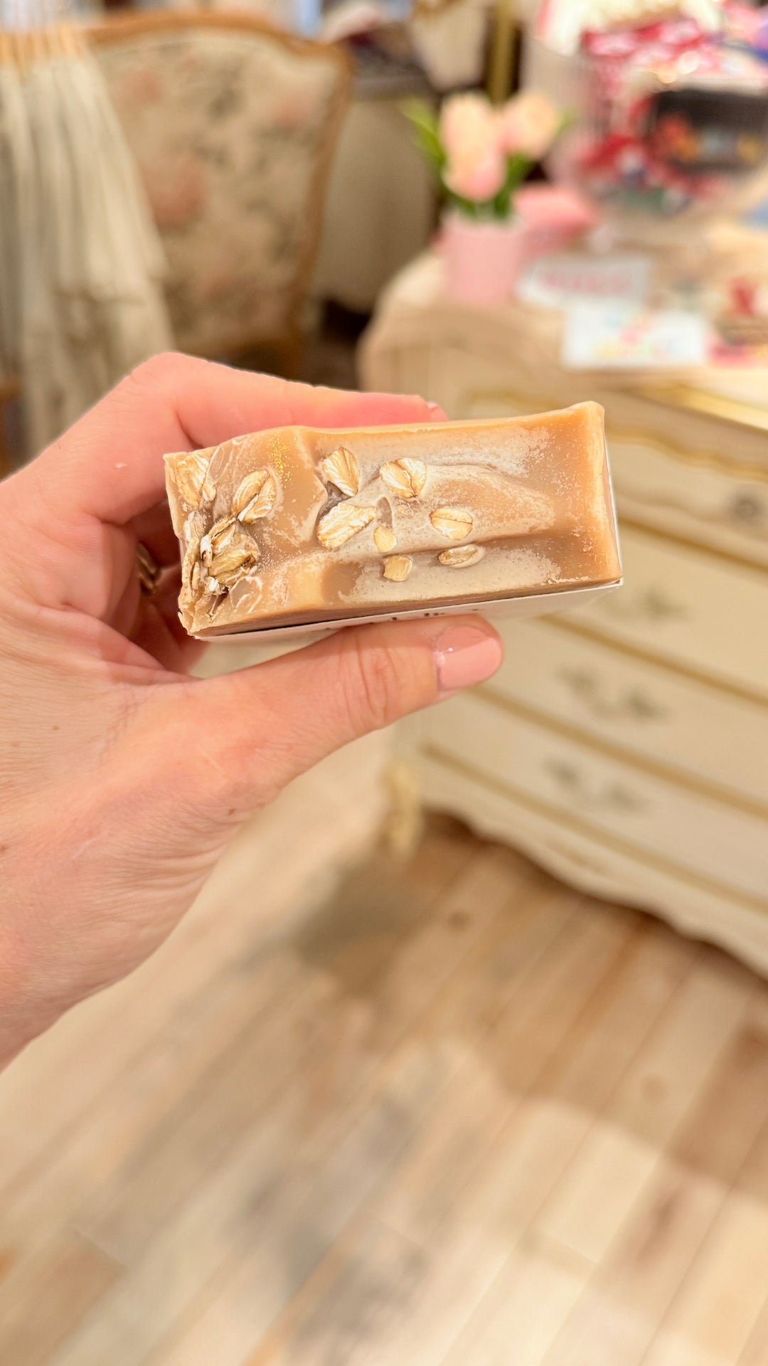 Natural + Sustainable Soaps by Thistle + Thyme - Oats Milk & Honey