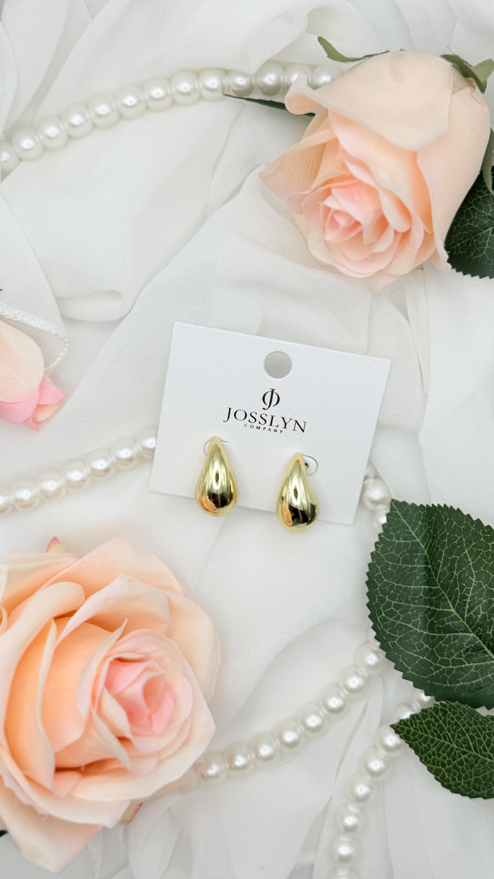 The Teardrop Stud Earrings