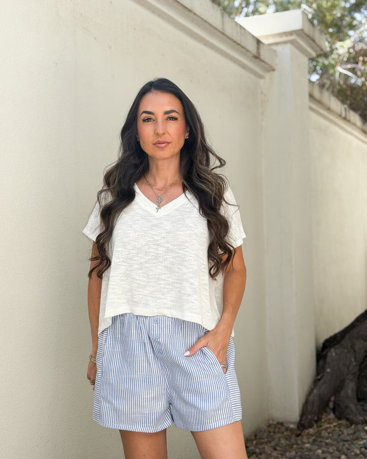 The Rylee V-Neck Light Knit Top - Ivory