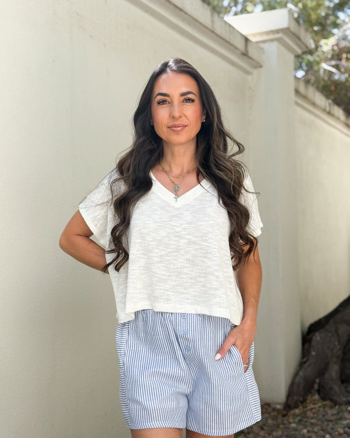 The Rylee V-Neck Light Knit Top - Ivory