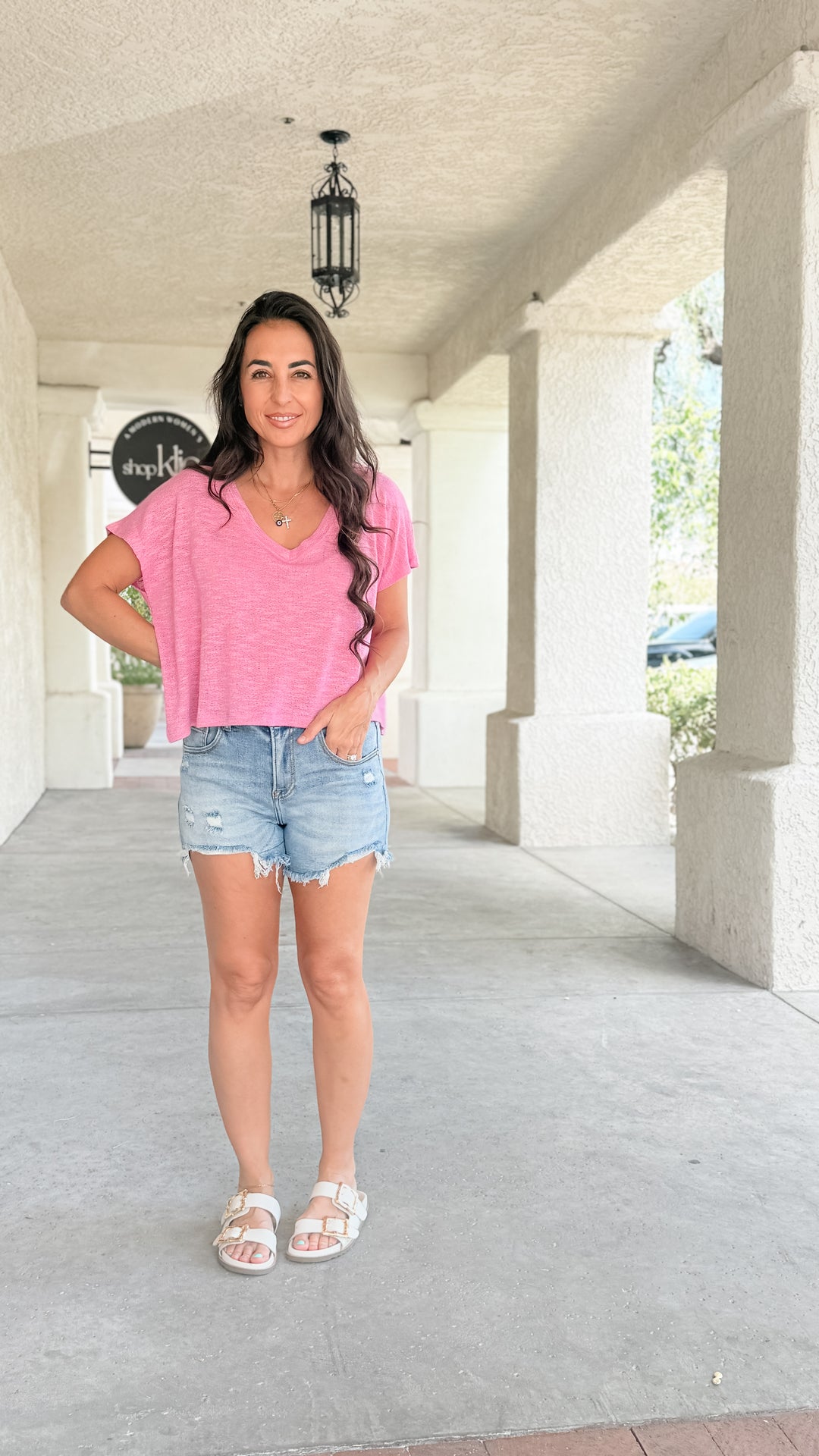 The Rylee V-Neck Light Knit Top - Candy Pink