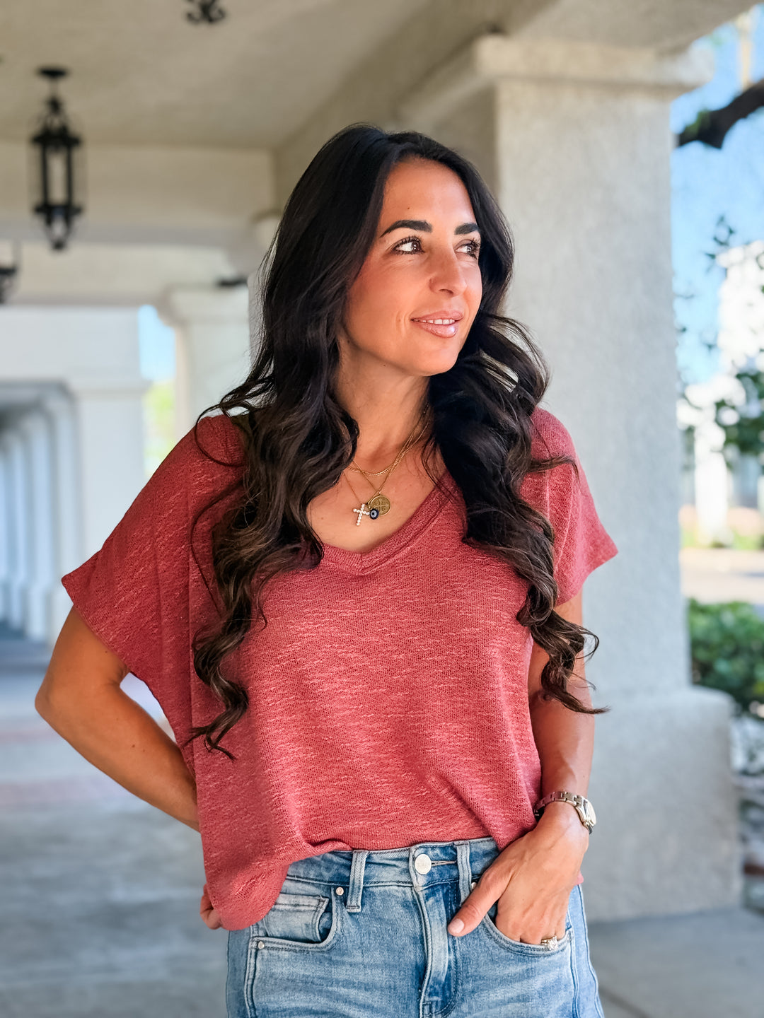 The Rylee V-Neck Light Knit Top - Winter Rose