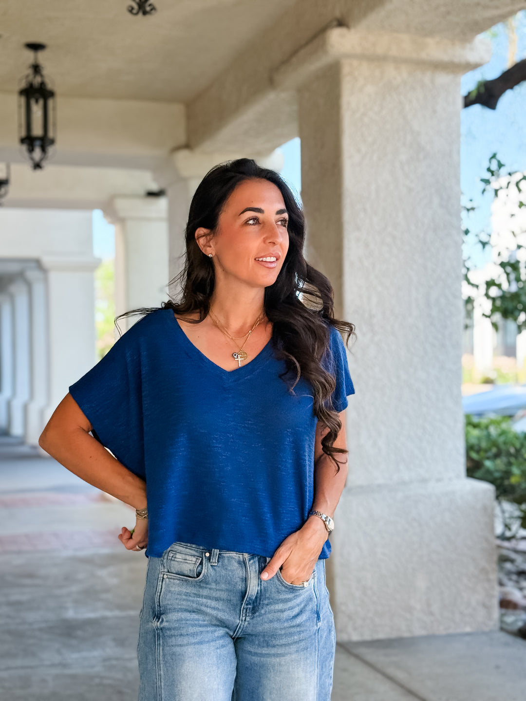 The Rylee V-Neck Lightweight Knit Top - Navy