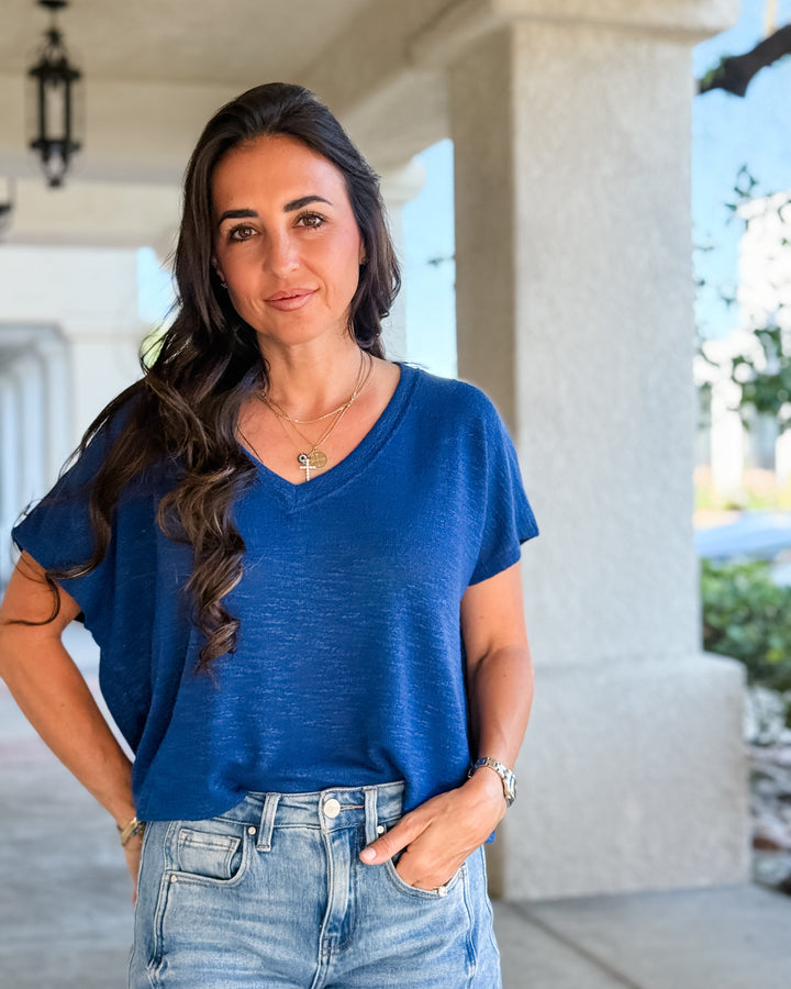The Rylee V-Neck Lightweight Knit Top - Navy
