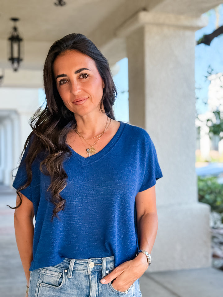 The Rylee V-Neck Lightweight Knit Top - Navy
