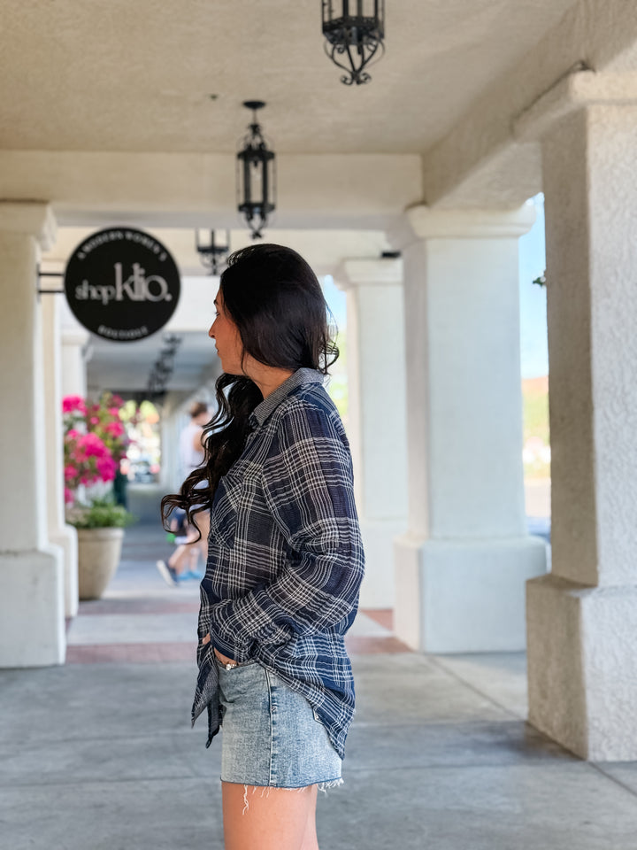 The Oversized Plaid Flannel Shirt - Navy