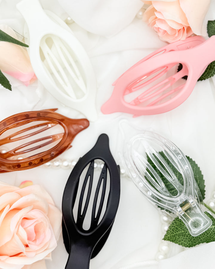 The Oval Lay Down Flat Hair Claw Clip