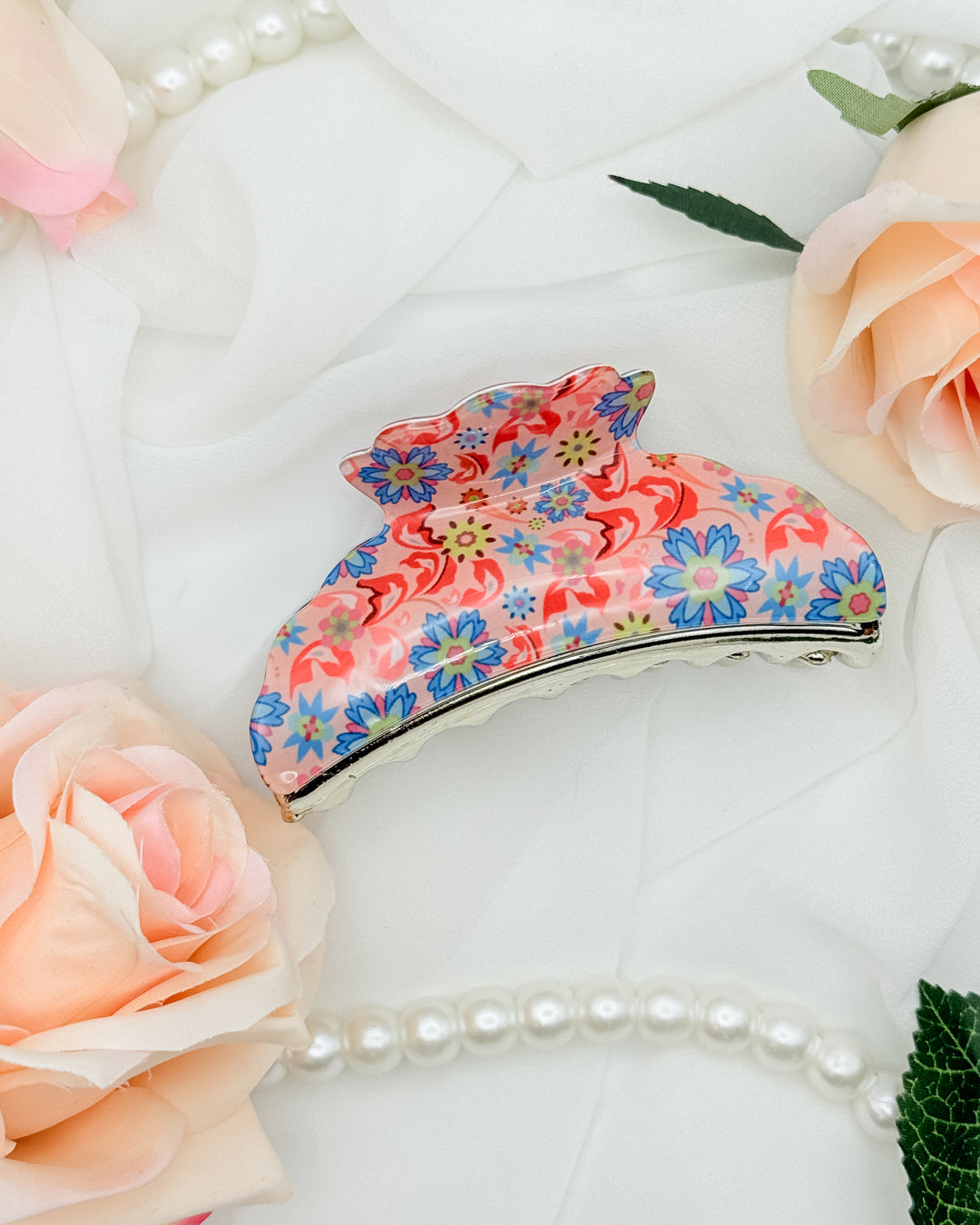 The Daisy Bloom Hair Claw Clip