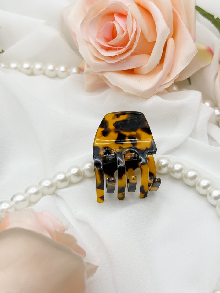 The Mila Mini Hair Claw Clip