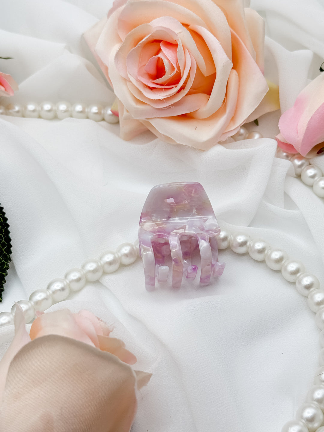 The Mila Mini Hair Claw Clip