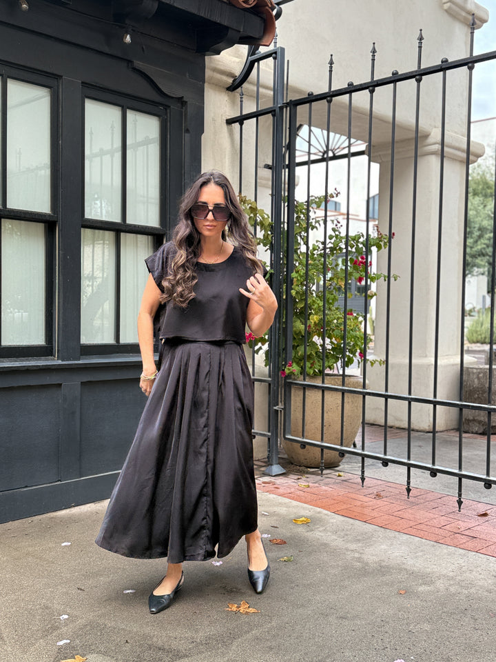 The Genevieve Satin Skirt - Black