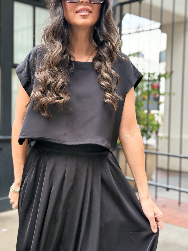 The Genevieve Satin Top - Black
