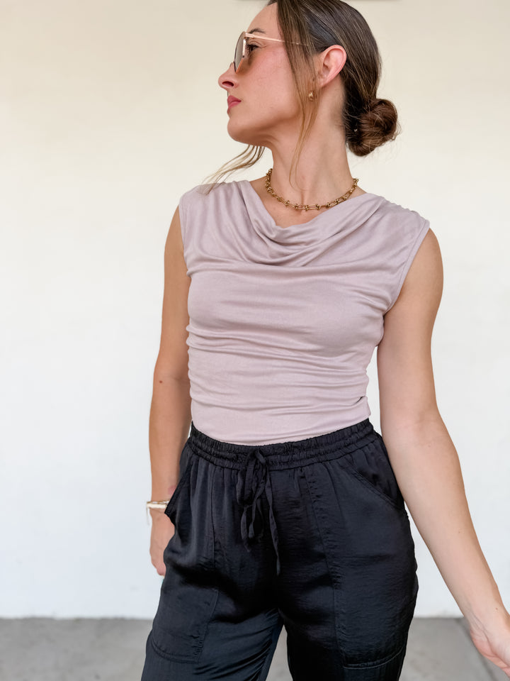The Olivia Elastic Waist Jogger Pocket Pants - Black