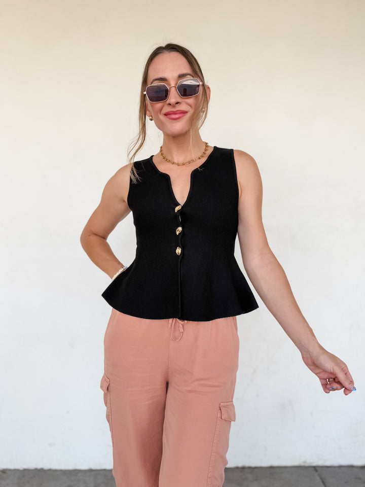 The Harlow Cargo Wide Leg Pants - Peach