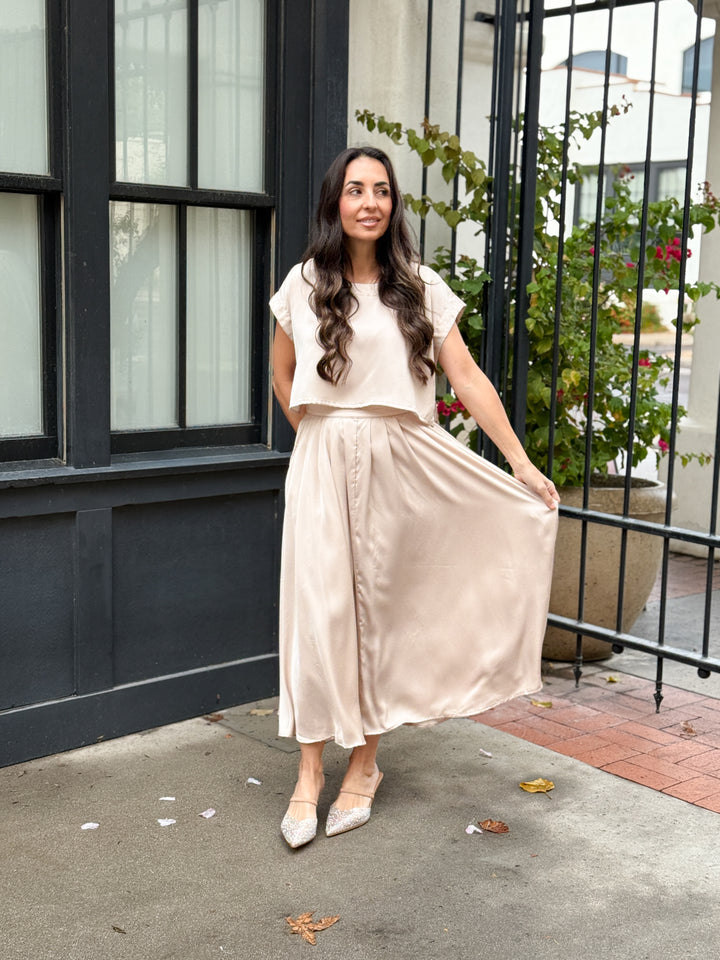 The Genevieve Satin Top - Taupe