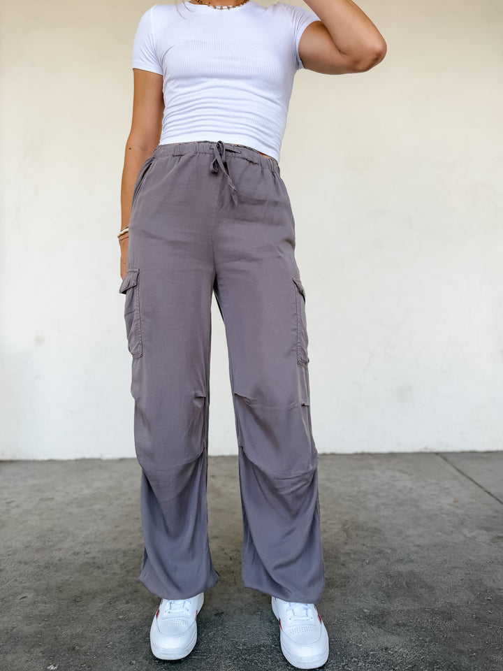 The Harlow Cargo Wide Leg Pants - Dark Gray