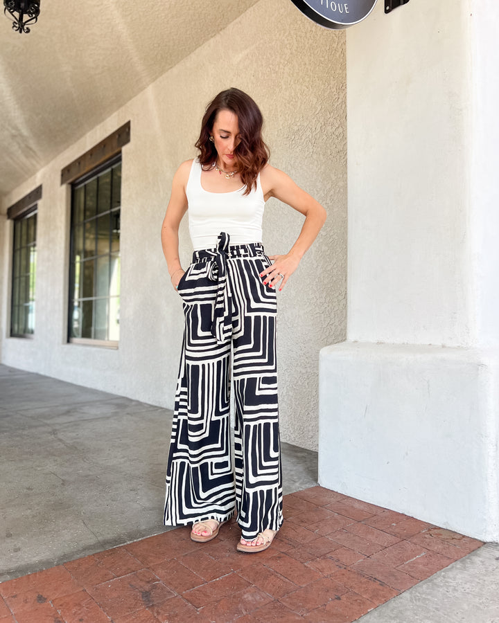 The Sarah Geometric Pants - Black