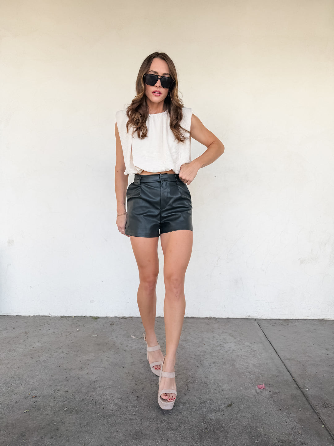 The Elodie Cropped Balloon Top - Natural