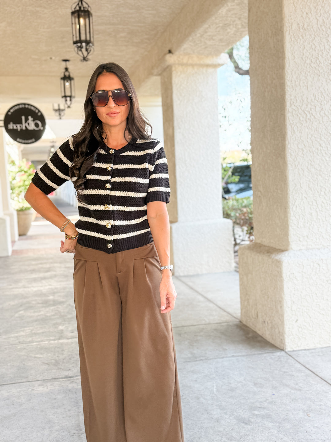 The Wendi High-Rise Wide-Leg Cargo Pants - Dark Brown