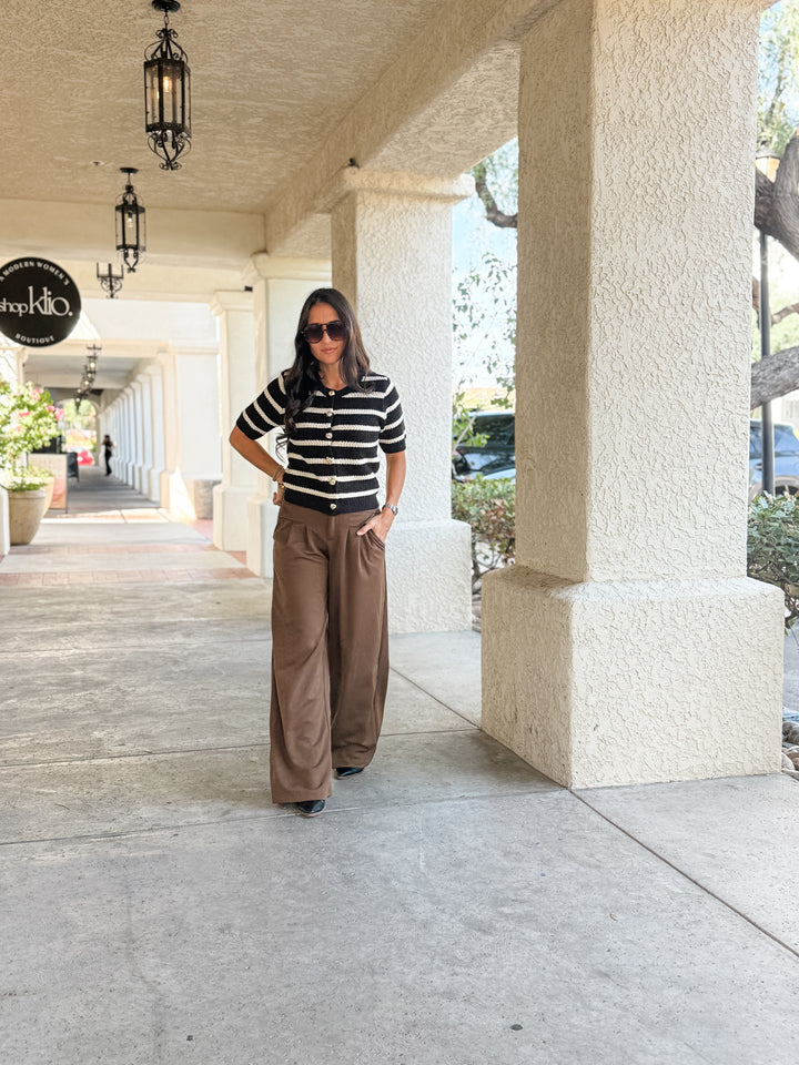 The Wendi High-Rise Wide-Leg Cargo Pants - Dark Brown