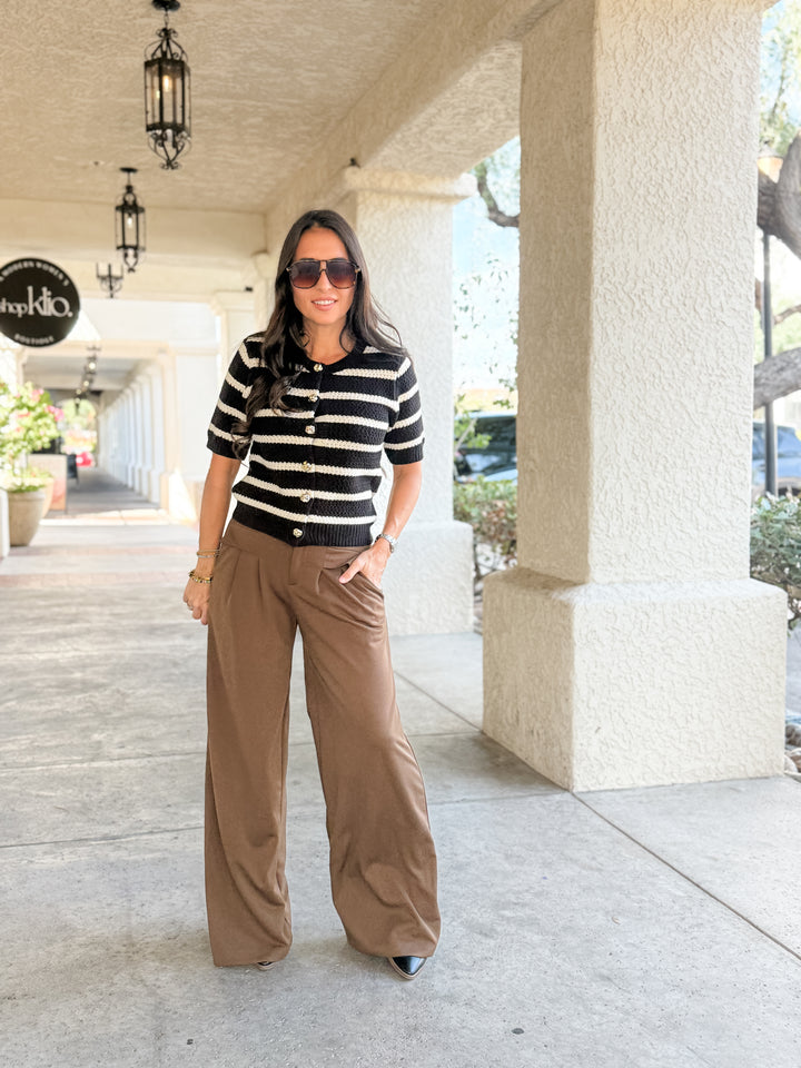 The Wendi High-Rise Wide-Leg Cargo Pants - Dark Brown