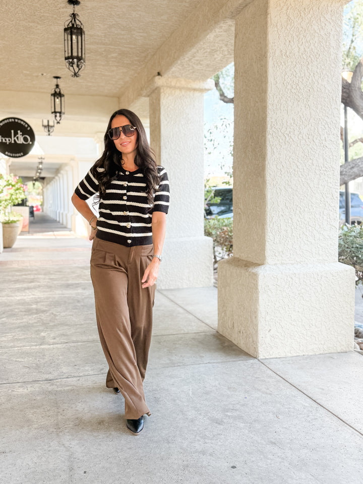 The Wendi High-Rise Wide-Leg Cargo Pants - Dark Brown