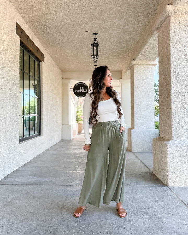 The Molly Daily Linen Pants - Light Olive
