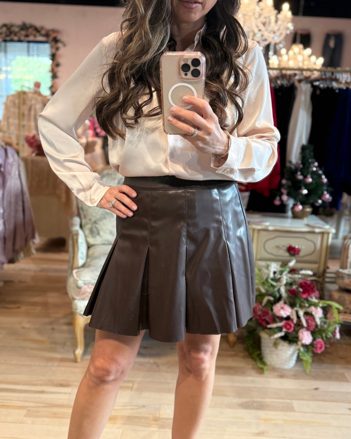 The Andie Faux Leather Pleated Skirt