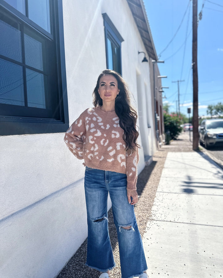 The_Denny_High_Rise_Crop_Wide_Frayed_Jeans