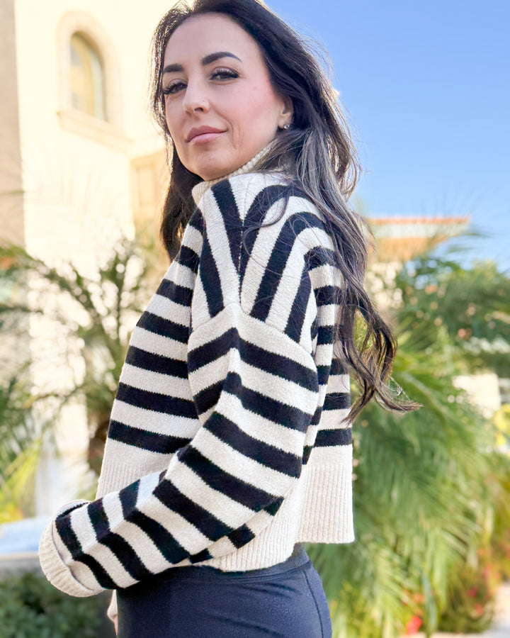 The_Macie_Striped_Turtleneck_Sweatshirt_5