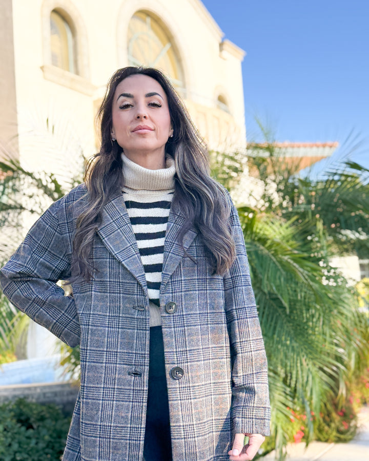 The Oversized Plaid Blazer 